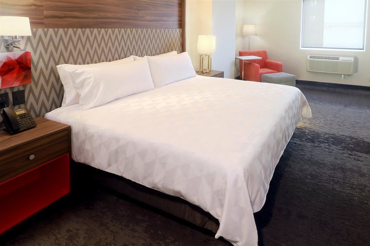 Holiday Inn & Suites - Monterrey Apodaca Zona Airport By Ihg Екстериор снимка