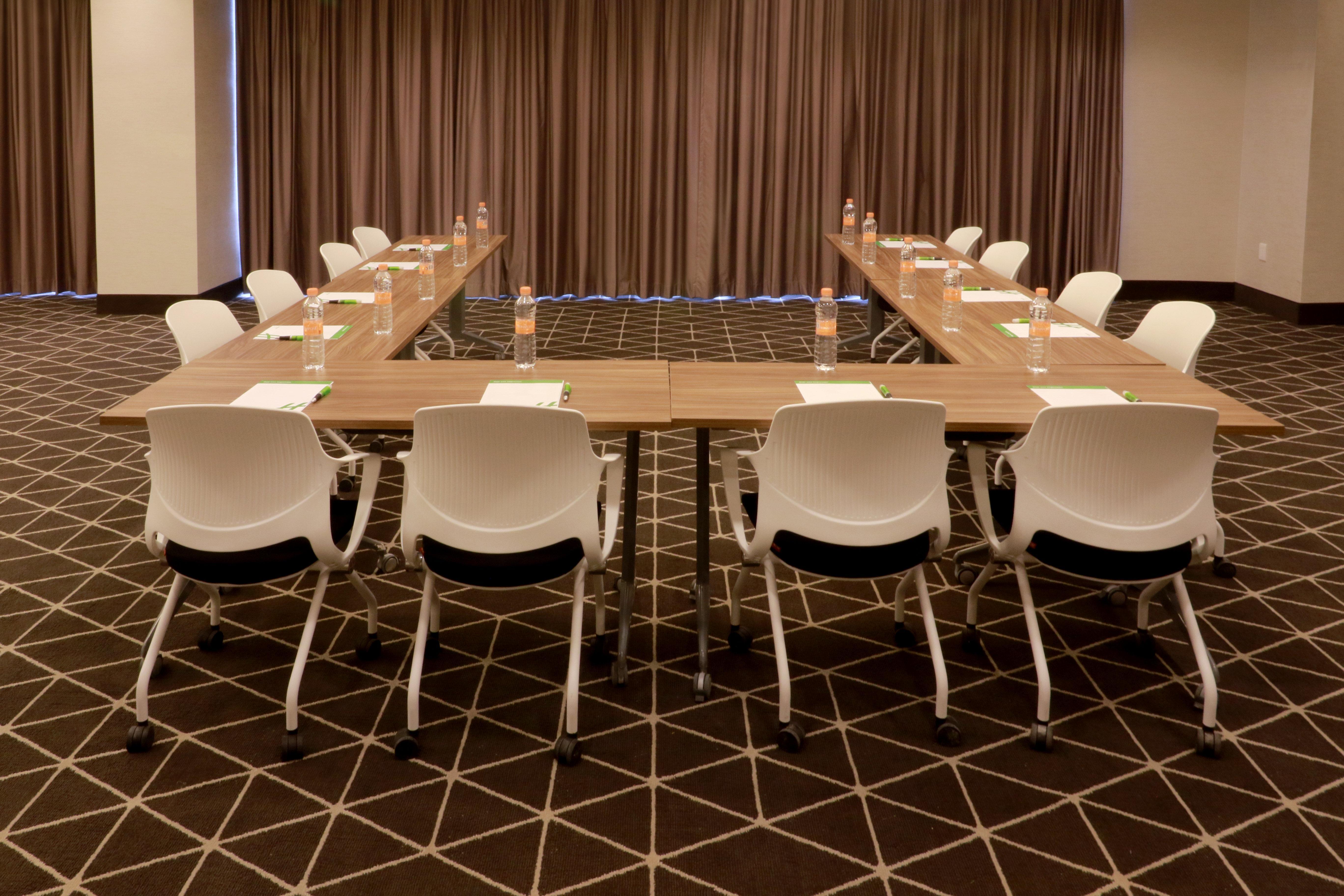 Holiday Inn & Suites - Monterrey Apodaca Zona Airport By Ihg Екстериор снимка
