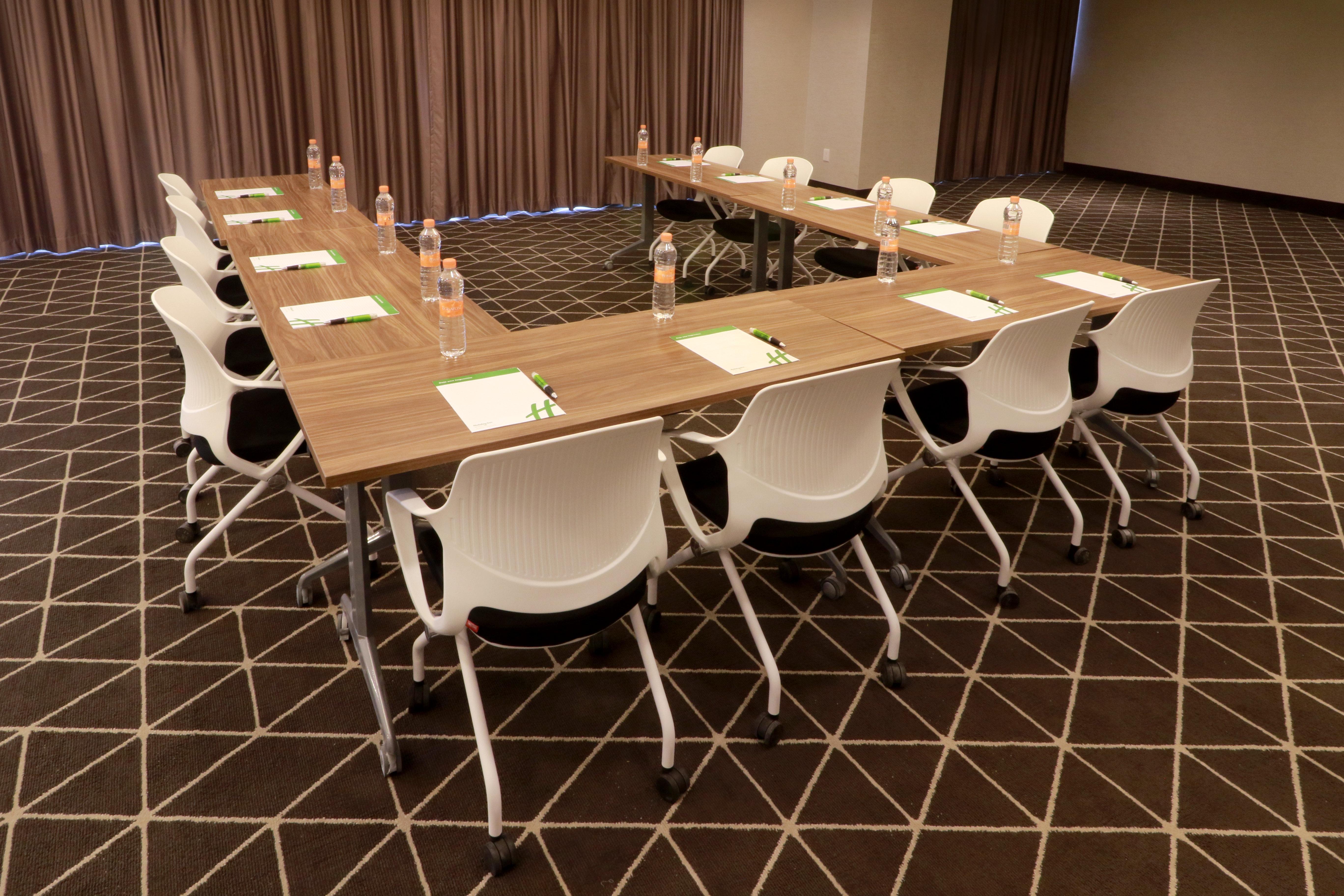 Holiday Inn & Suites - Monterrey Apodaca Zona Airport By Ihg Екстериор снимка